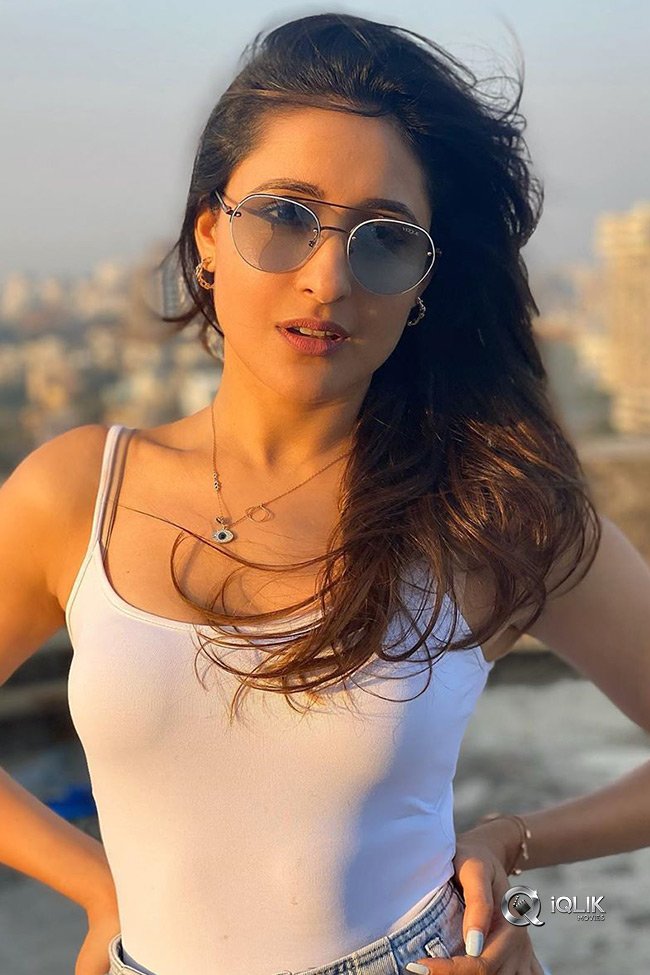 Pragya-Jaiswal